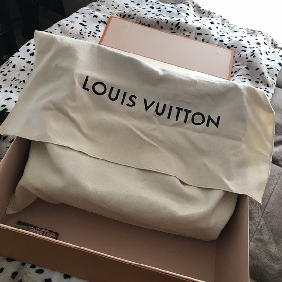 SOLD ❗️❗️Louis Vuitton Delightful MM - Picture 4 of 7